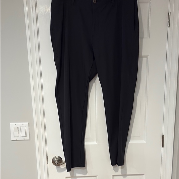Under Armour Other - EUC Under Armour Men's Black Golf Pants. 40x30